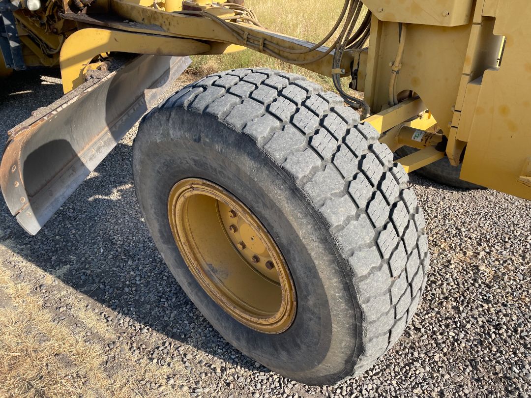 2004 CATERPILLAR 140H VHP Plus - Image 6